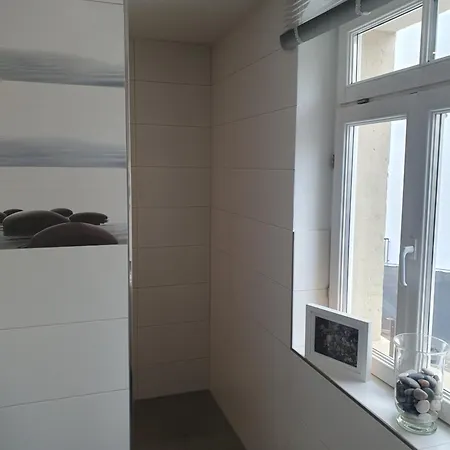 Ines Wolf In Der Meissner Innenstadt * Meißen